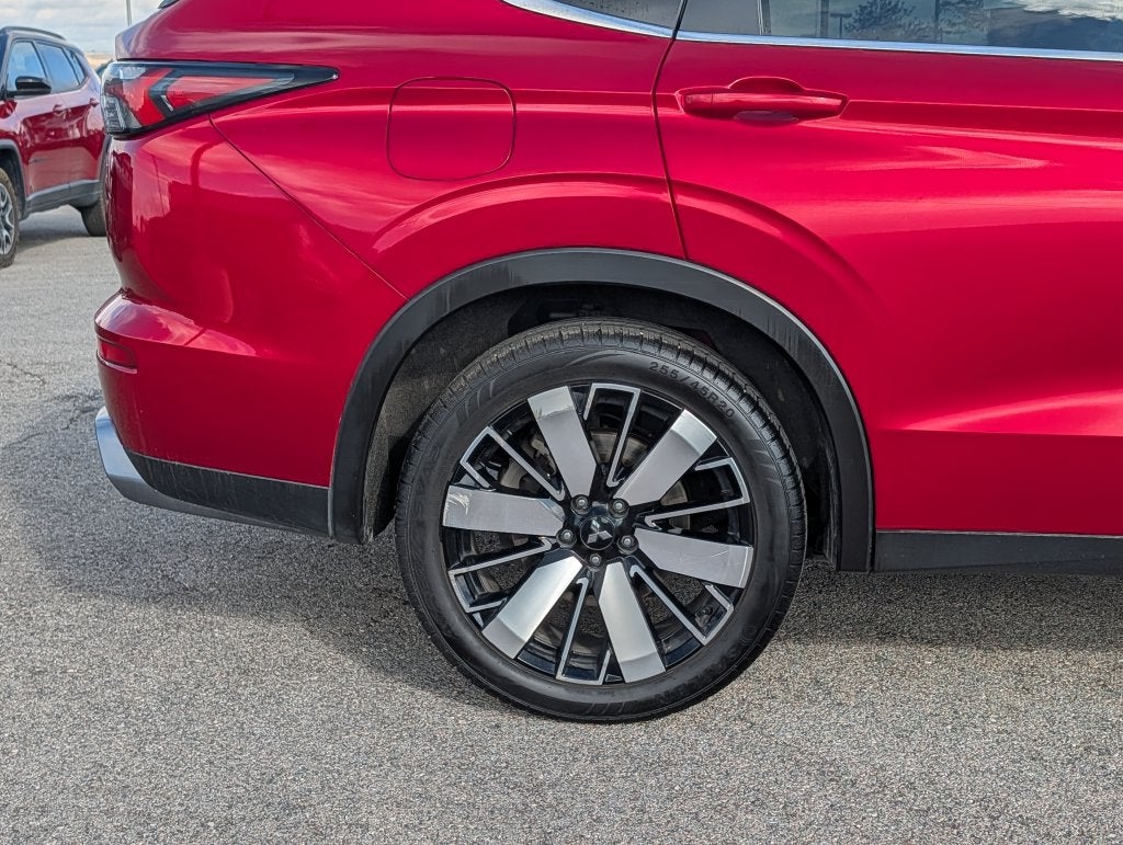 2025 Mitsubishi Outlander SE - Photo 6