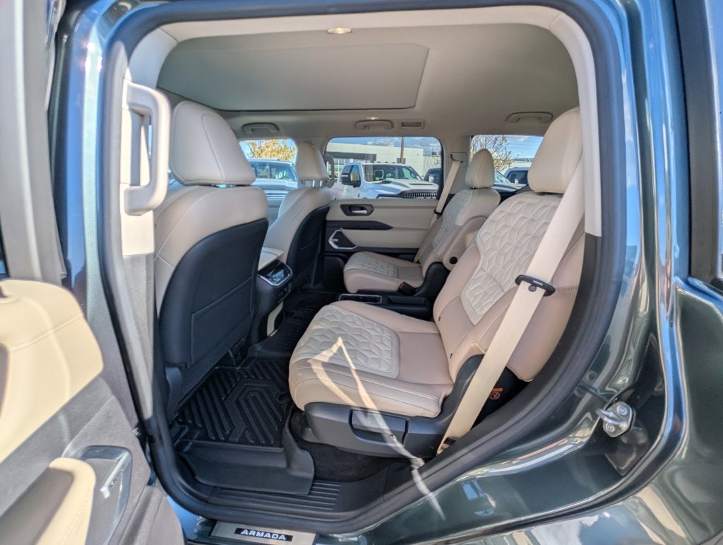 2026 Nissan Armada Platinum - Photo 44