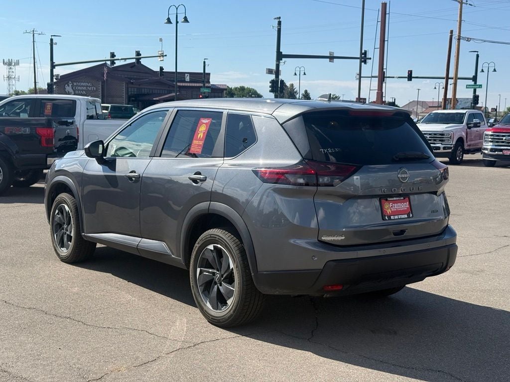 2025 Nissan Rogue SV