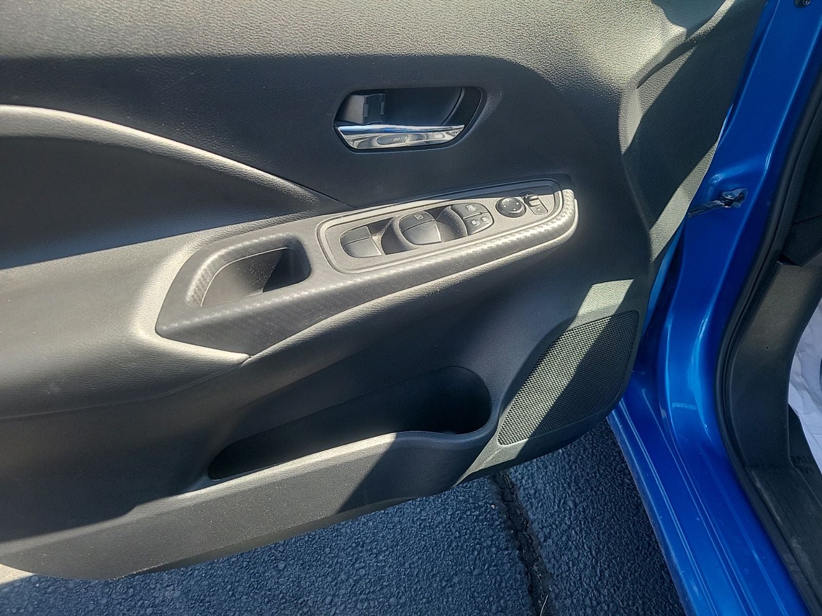 2024 Nissan Versa 1.6 SV