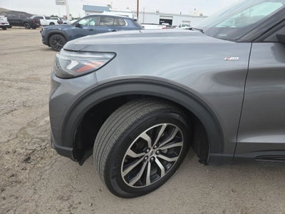 2025 Ford Explorer ST-Line 4WD