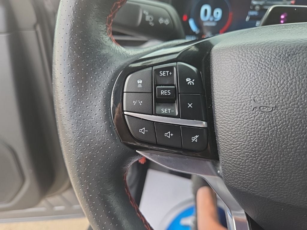2025 Ford Explorer ST-Line 4WD