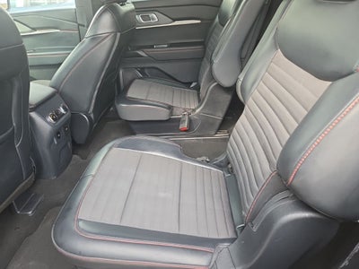 2025 Ford Explorer ST-Line 4WD