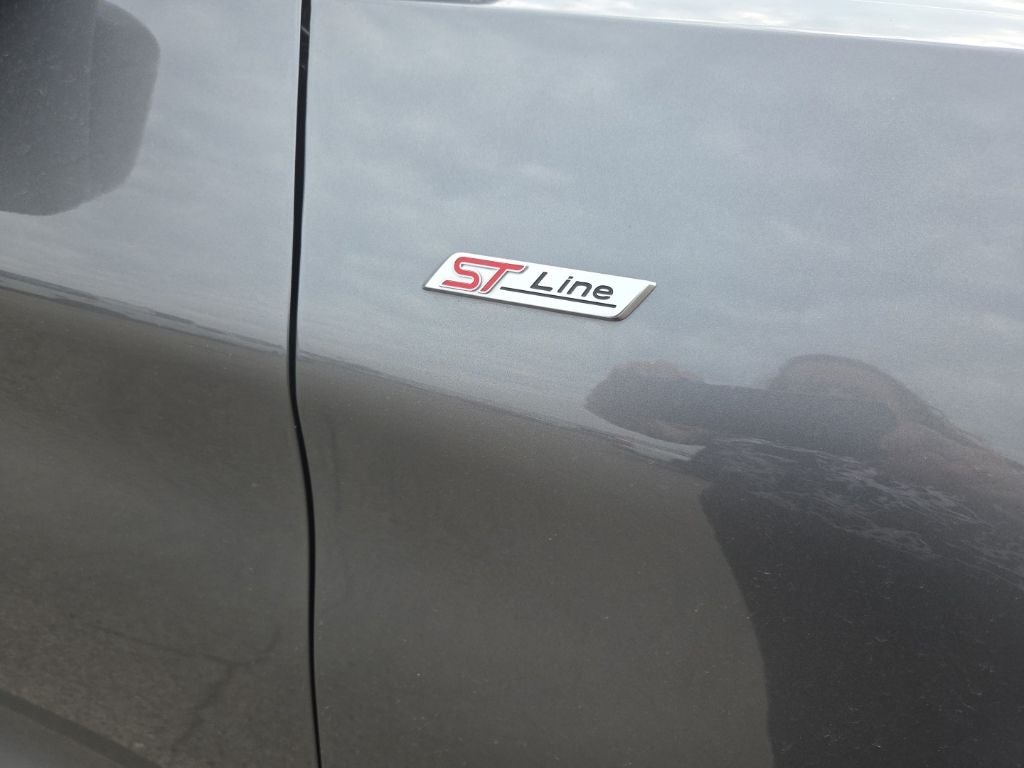 2025 Ford Explorer ST-Line 4WD
