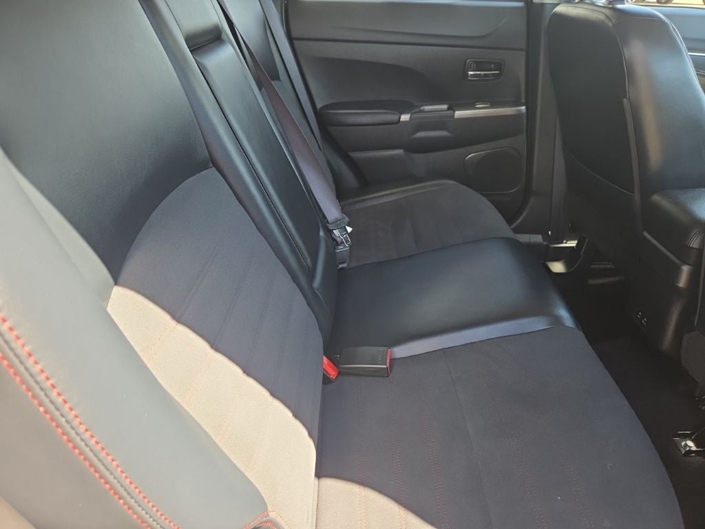 2025 Mitsubishi Outlander Sport 2.0 SE