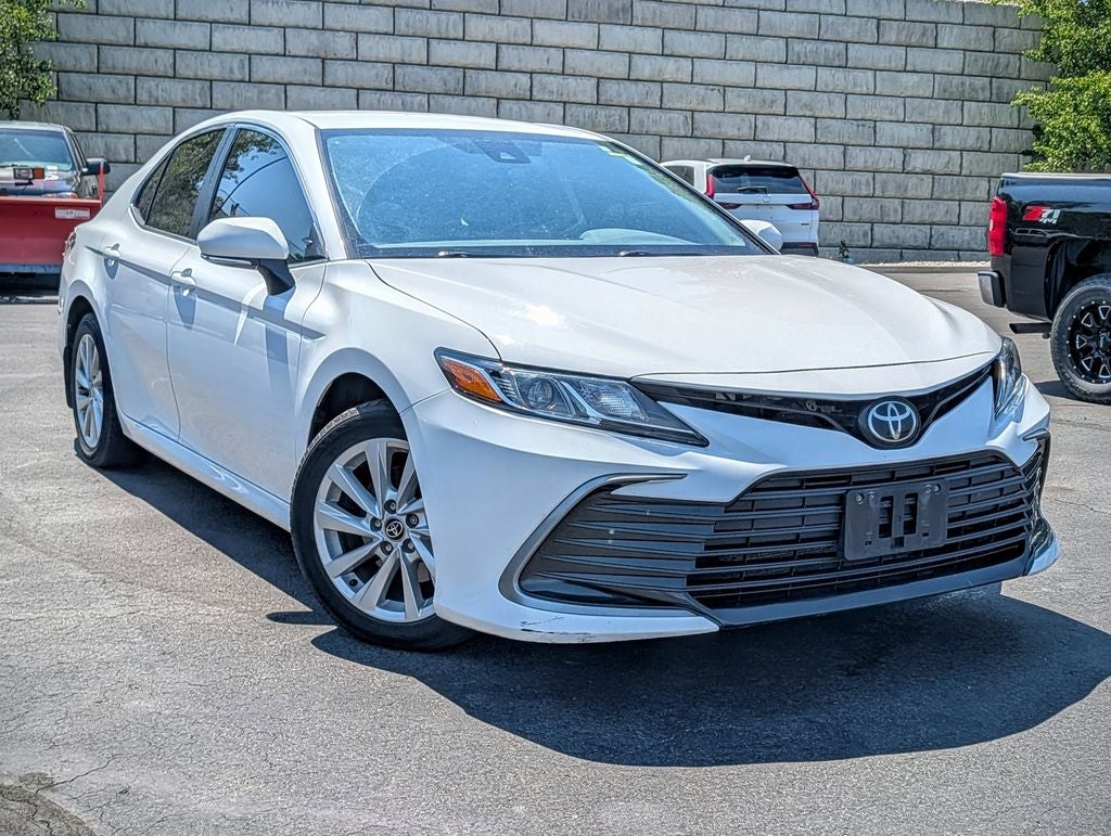 2022 Toyota Camry LE