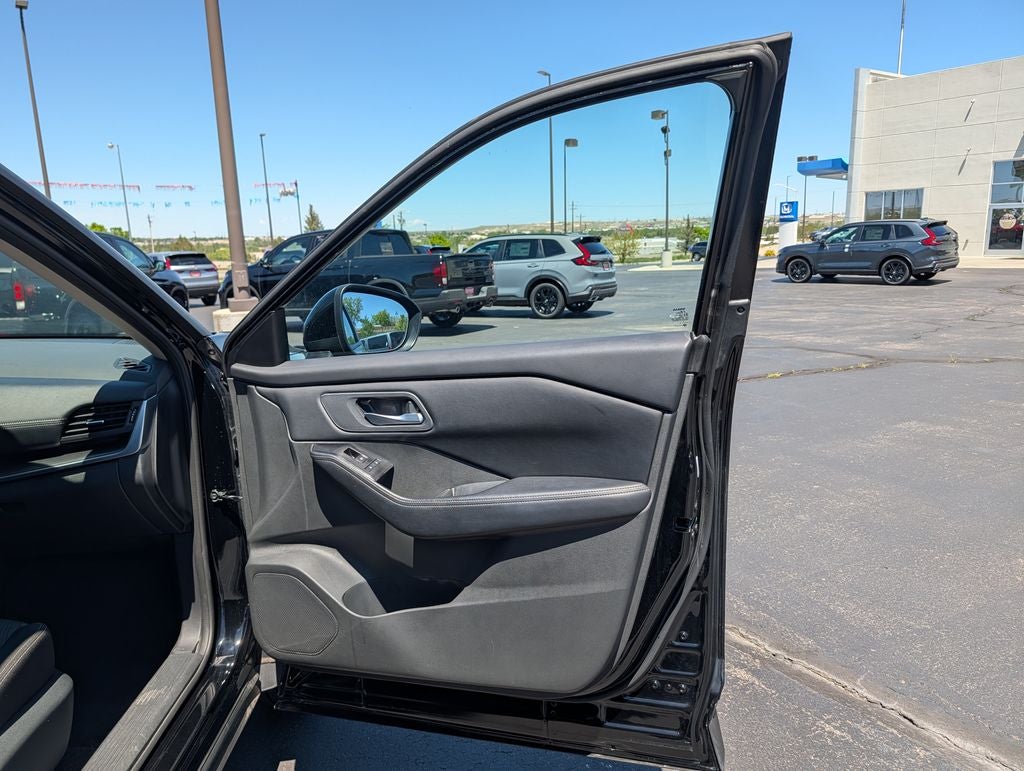 2025 Nissan Rogue SV AWD