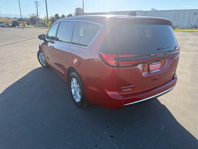 2027 Chrysler Pacifica PACIFICA SELECT AWD
