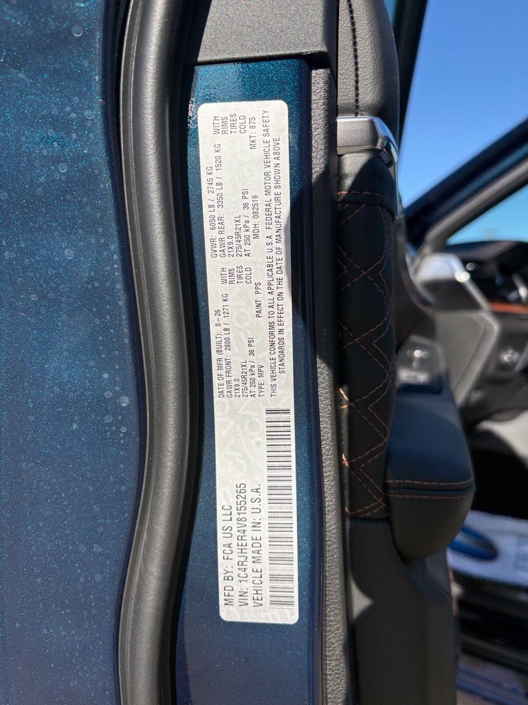2027 Jeep Grand Cherokee Summit