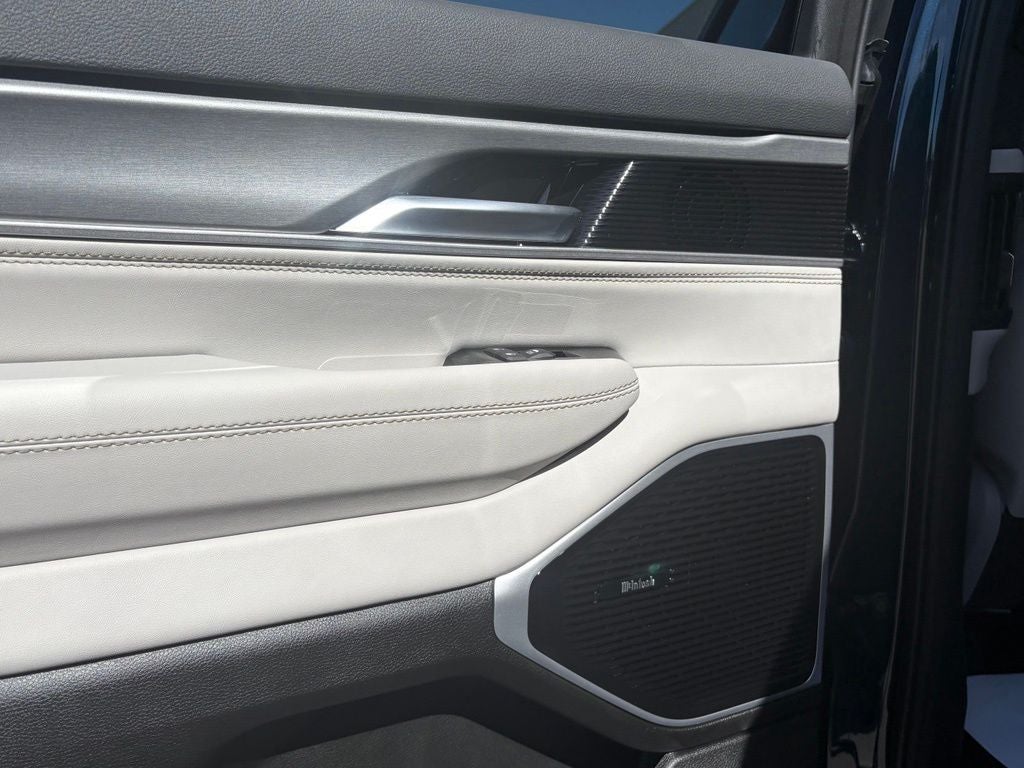 2026 Jeep Grand Wagoneer L Limited Reserve