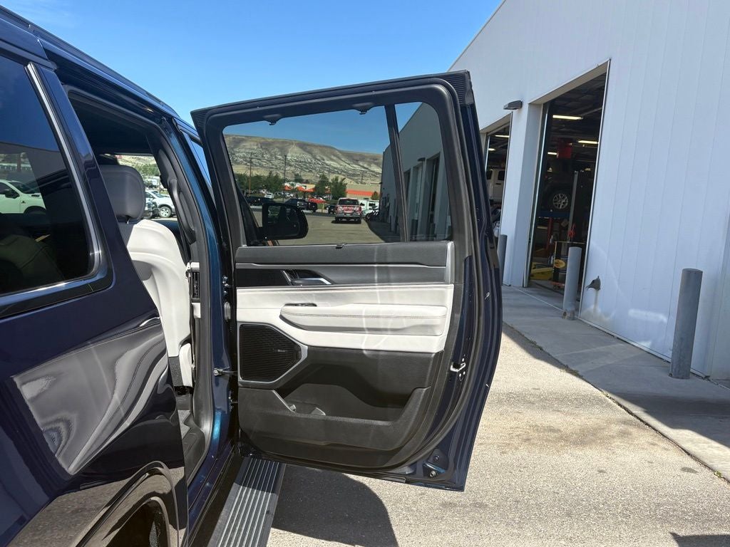 2026 Jeep Grand Wagoneer L Limited Reserve