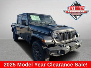 2025 Jeep Gladiator Sport S