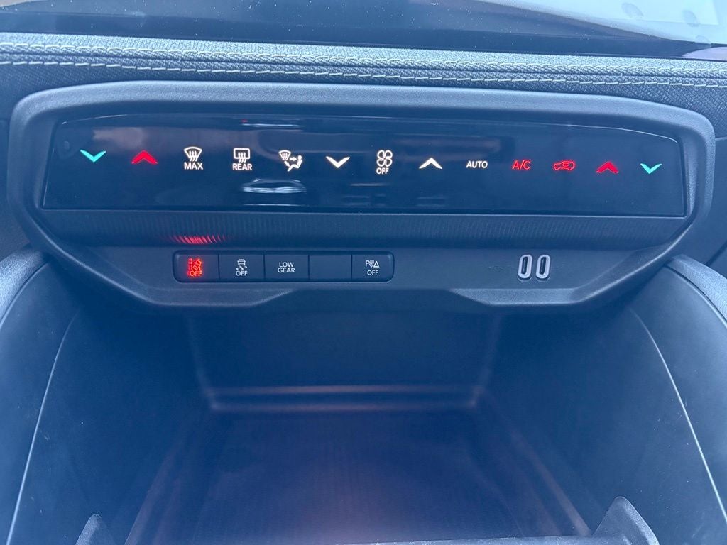 2026 Jeep Cherokee Laredo Hybrid