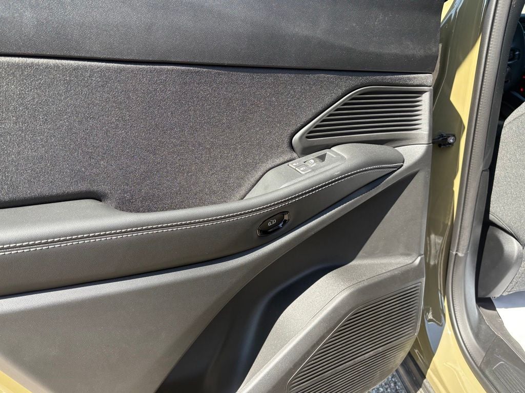 2026 Jeep Cherokee Laredo Hybrid