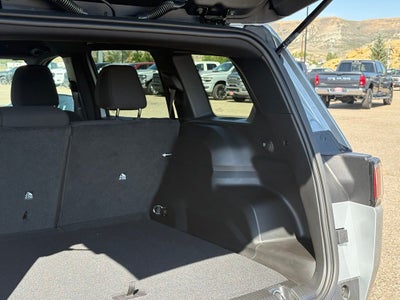 2026 Jeep Cherokee Laredo Hybrid