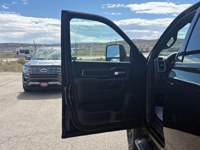 2027 RAM 3500 Big Horn Night Edition