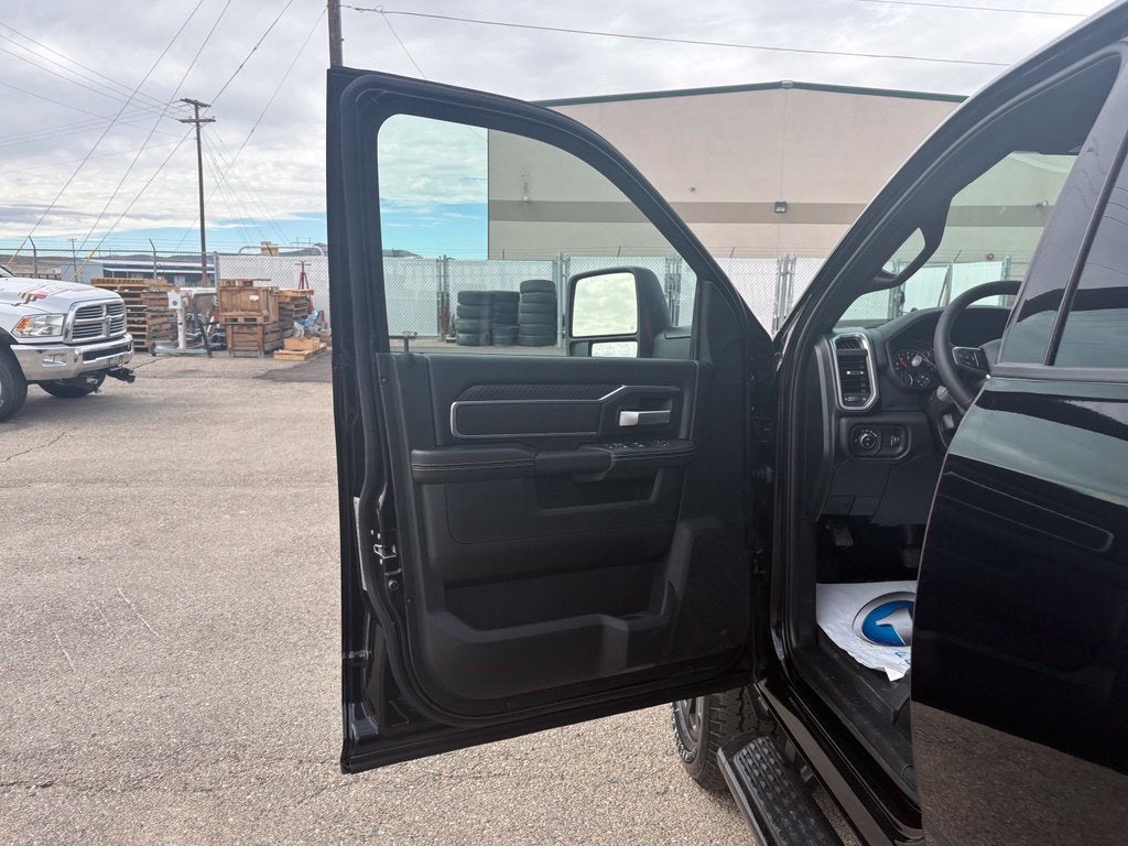2027 RAM 2500 Big Horn Night Edition