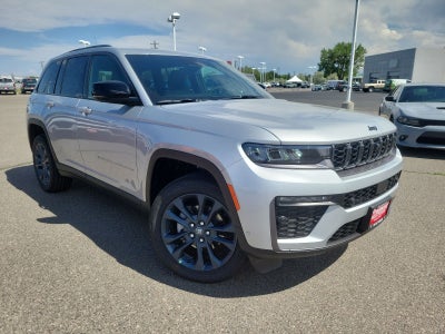 2026 Jeep Grand Cherokee 85th Anniversary Edition