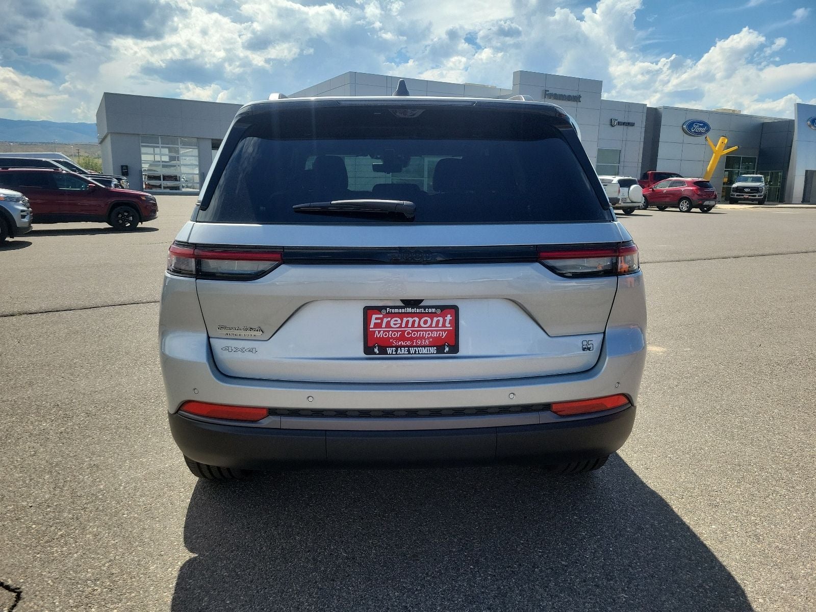 2026 Jeep Grand Cherokee 85th Anniversary Edition