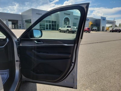 2026 Jeep Grand Cherokee 85th Anniversary Edition