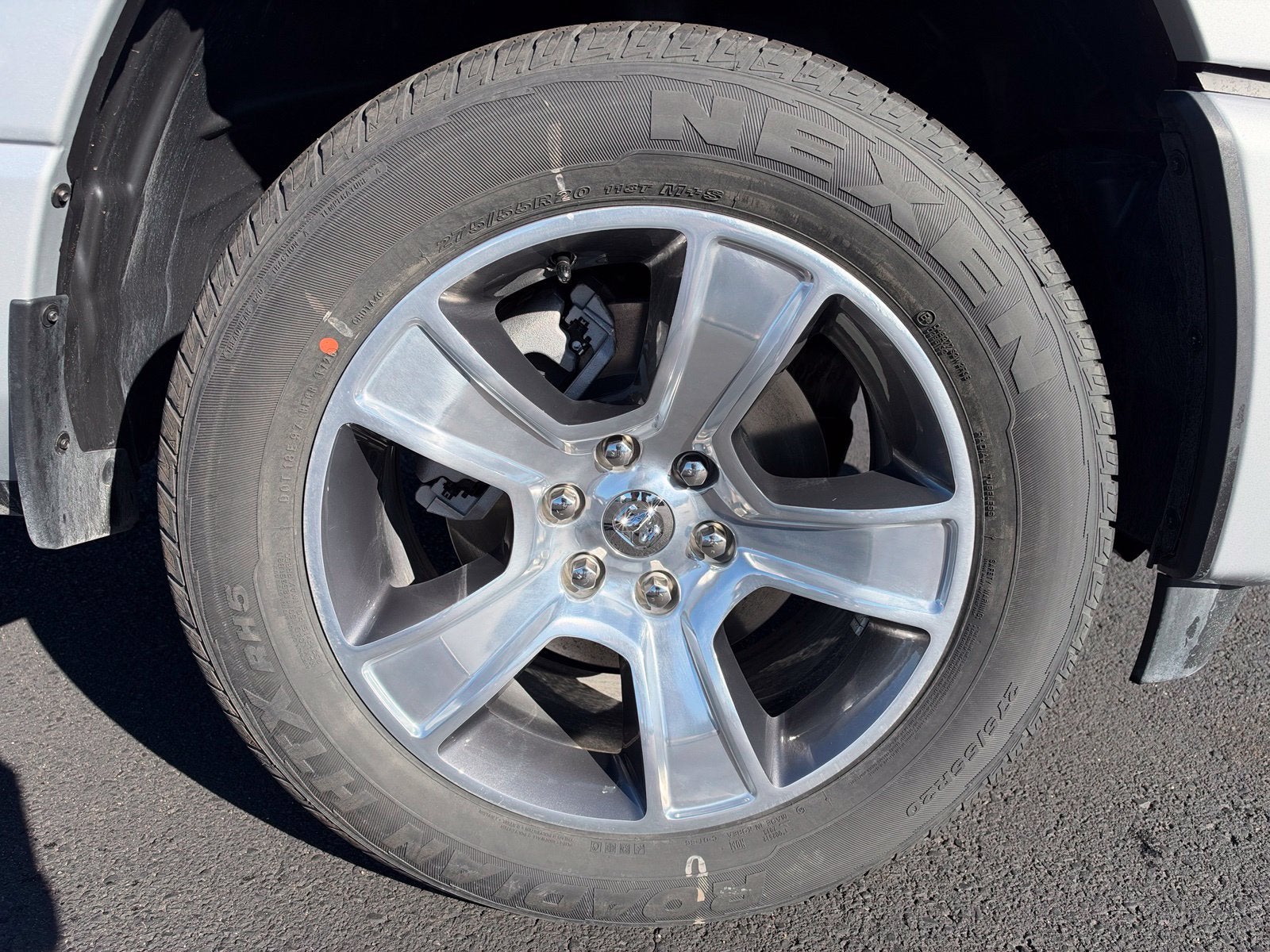 2027 RAM 1500 RAM 1500 EXPRESS CREW CAB 4X4 5'7' BOX