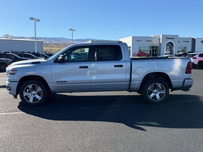 2027 RAM 1500 RAM 1500 EXPRESS CREW CAB 4X4 5'7' BOX
