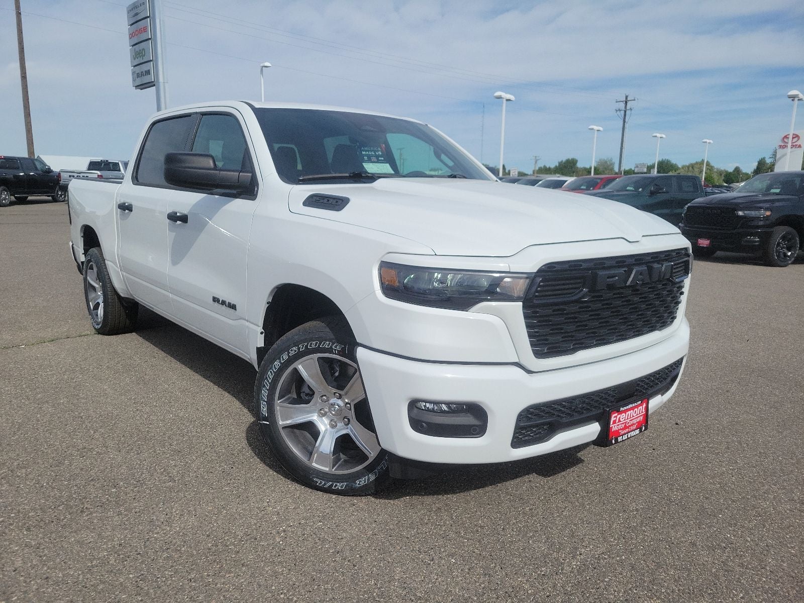 2026 RAM 1500 Express