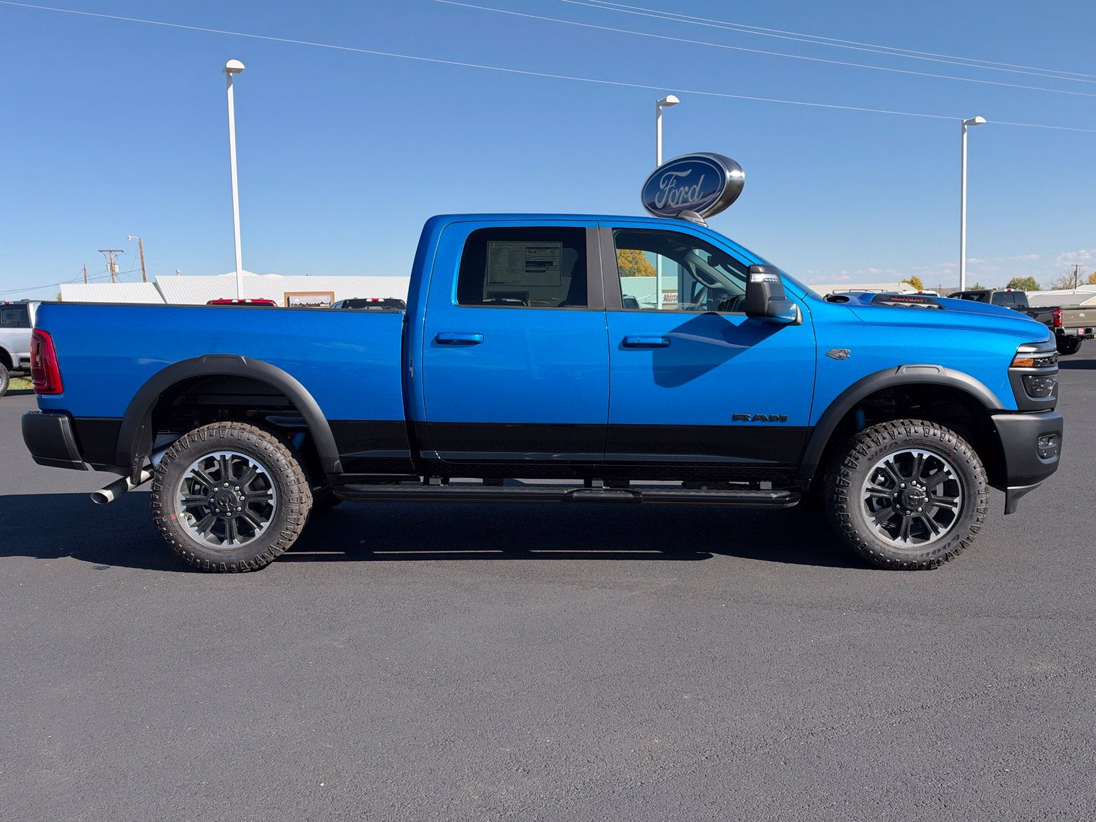 2027 RAM 2500 2500 REBEL CREW CAB 4X4 6'4' BOX