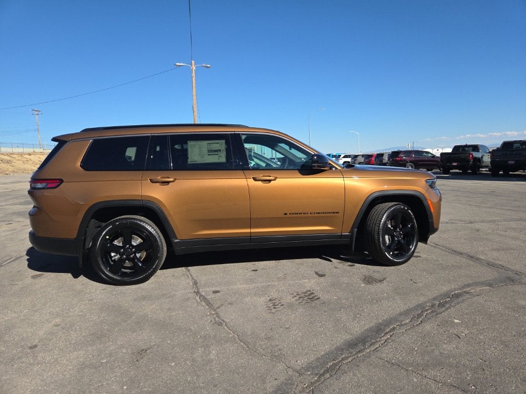 2027 Jeep Grand Cherokee L Limited