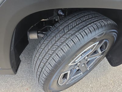 2026 Jeep Cherokee Laredo Hybrid