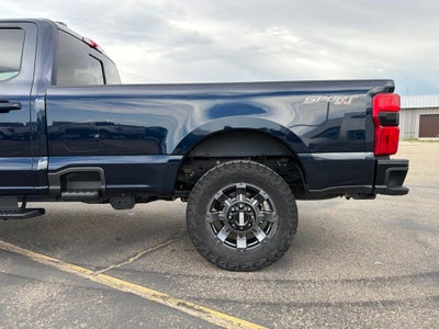 2023 Ford F-350SD Lariat Sport