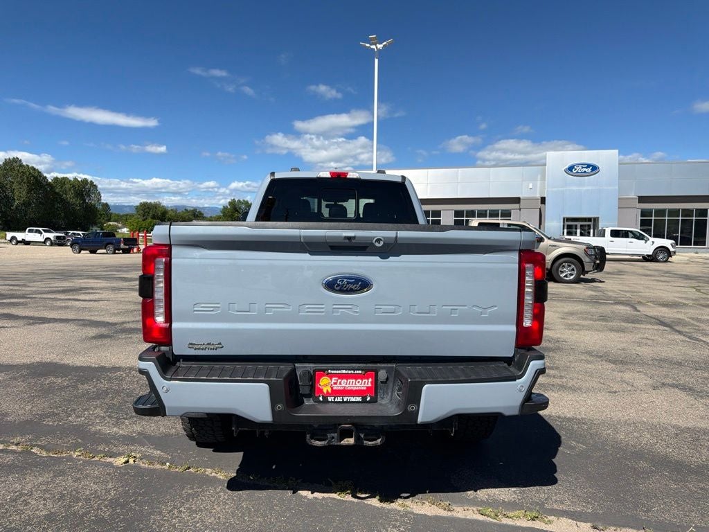 2024 Ford F-350SD Lariat Sport