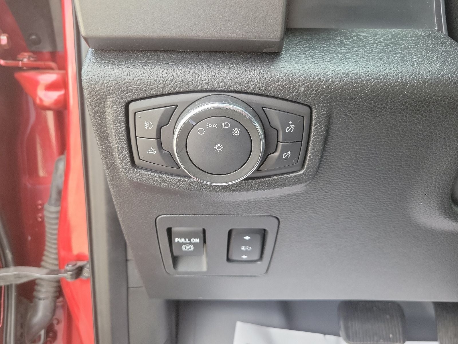 2020 Ford F-150 Base