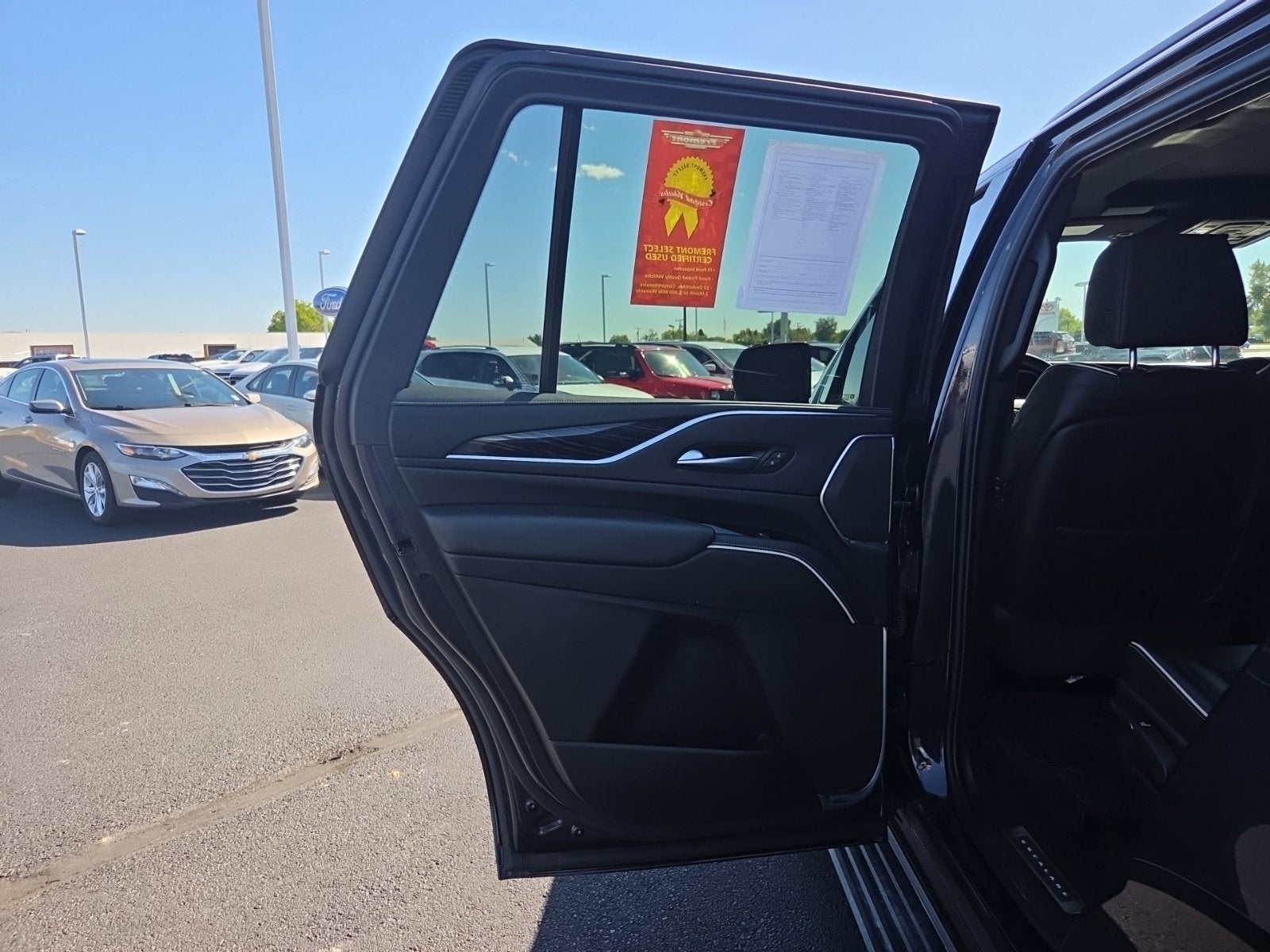 2023 Cadillac Escalade Sport