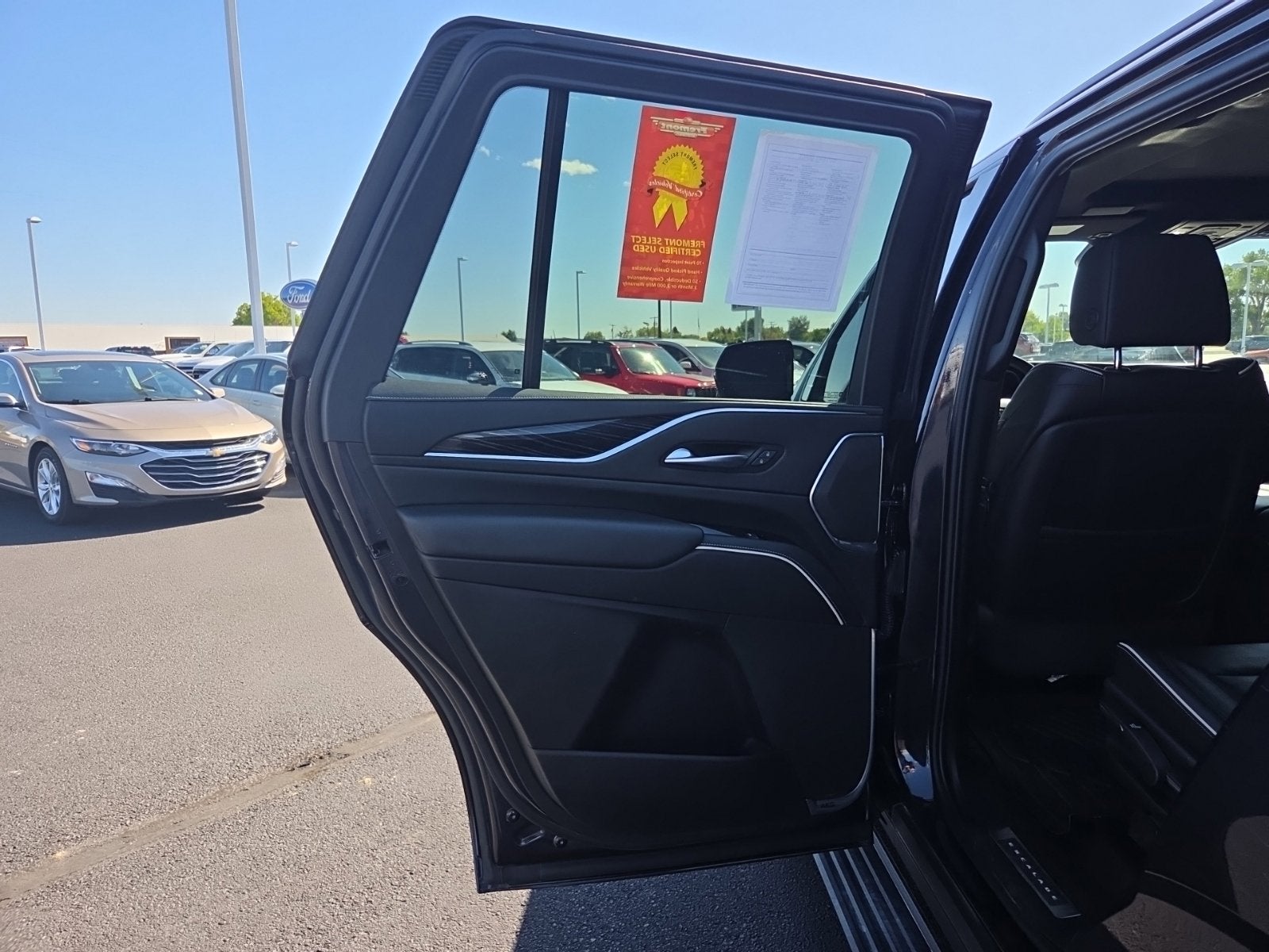 2023 Cadillac Escalade Sport