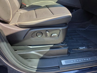2023 Cadillac Escalade Sport