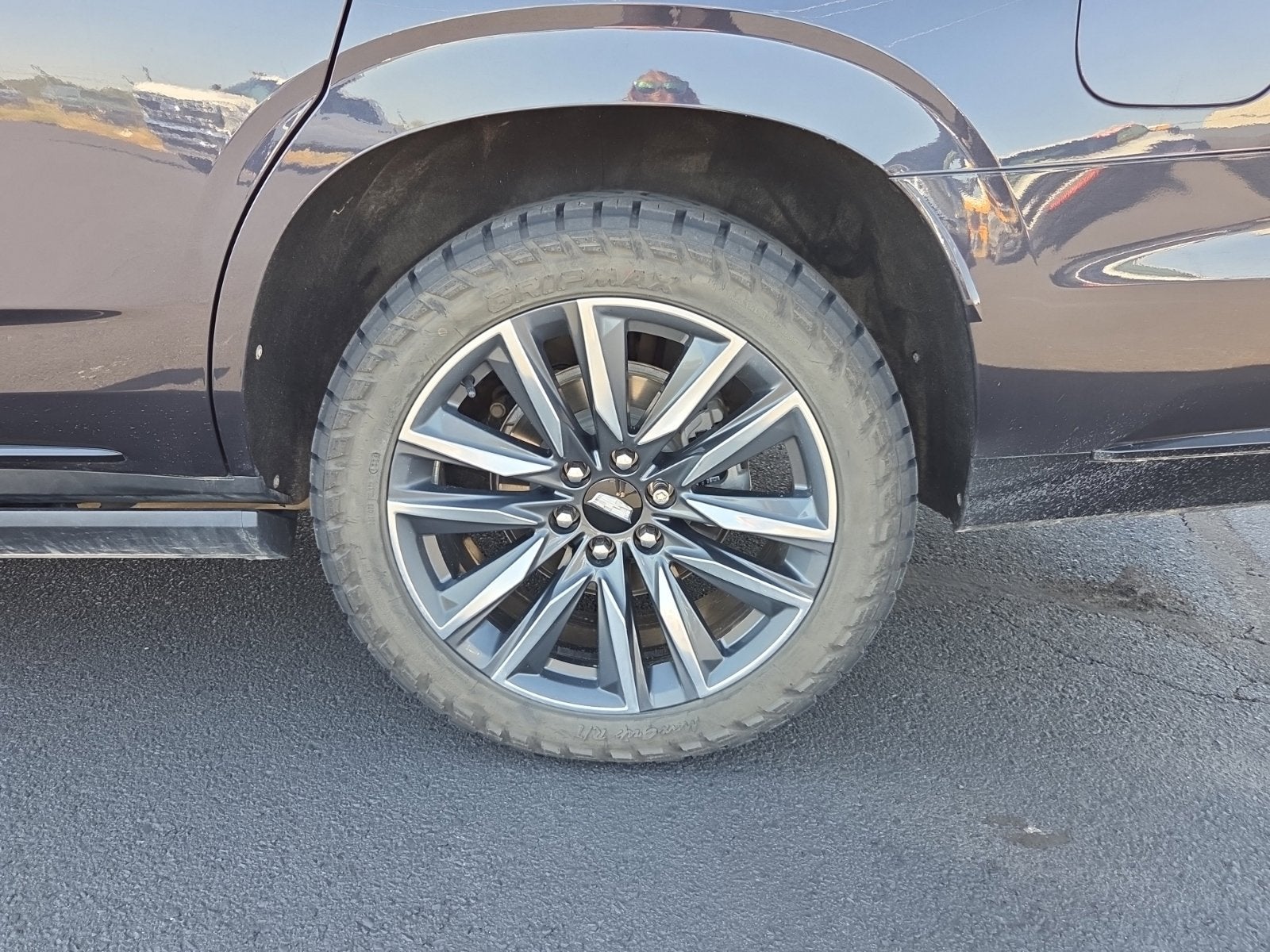 2023 Cadillac Escalade Sport