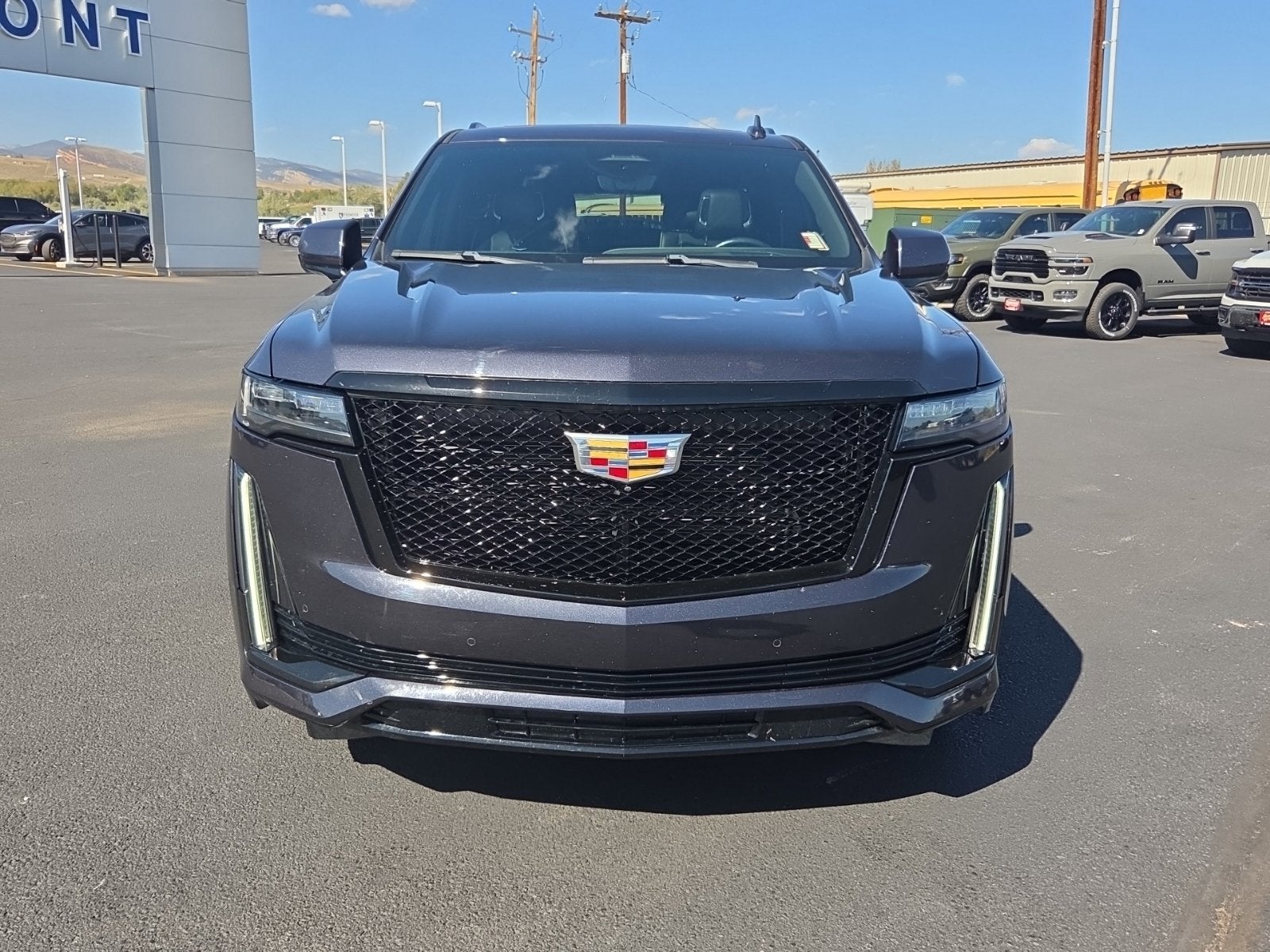 2023 Cadillac Escalade Sport
