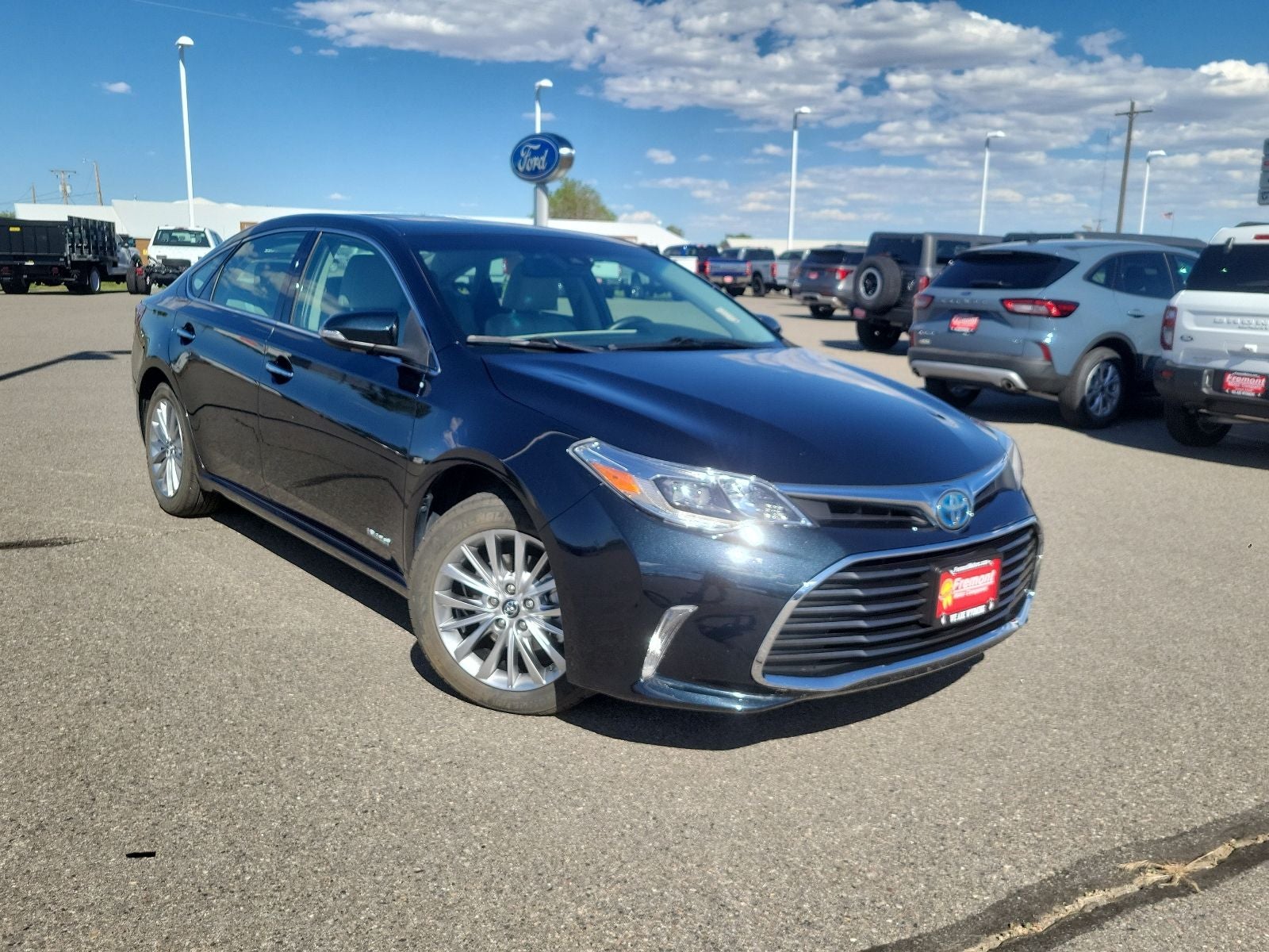 2016 Toyota Avalon Hybrid Base