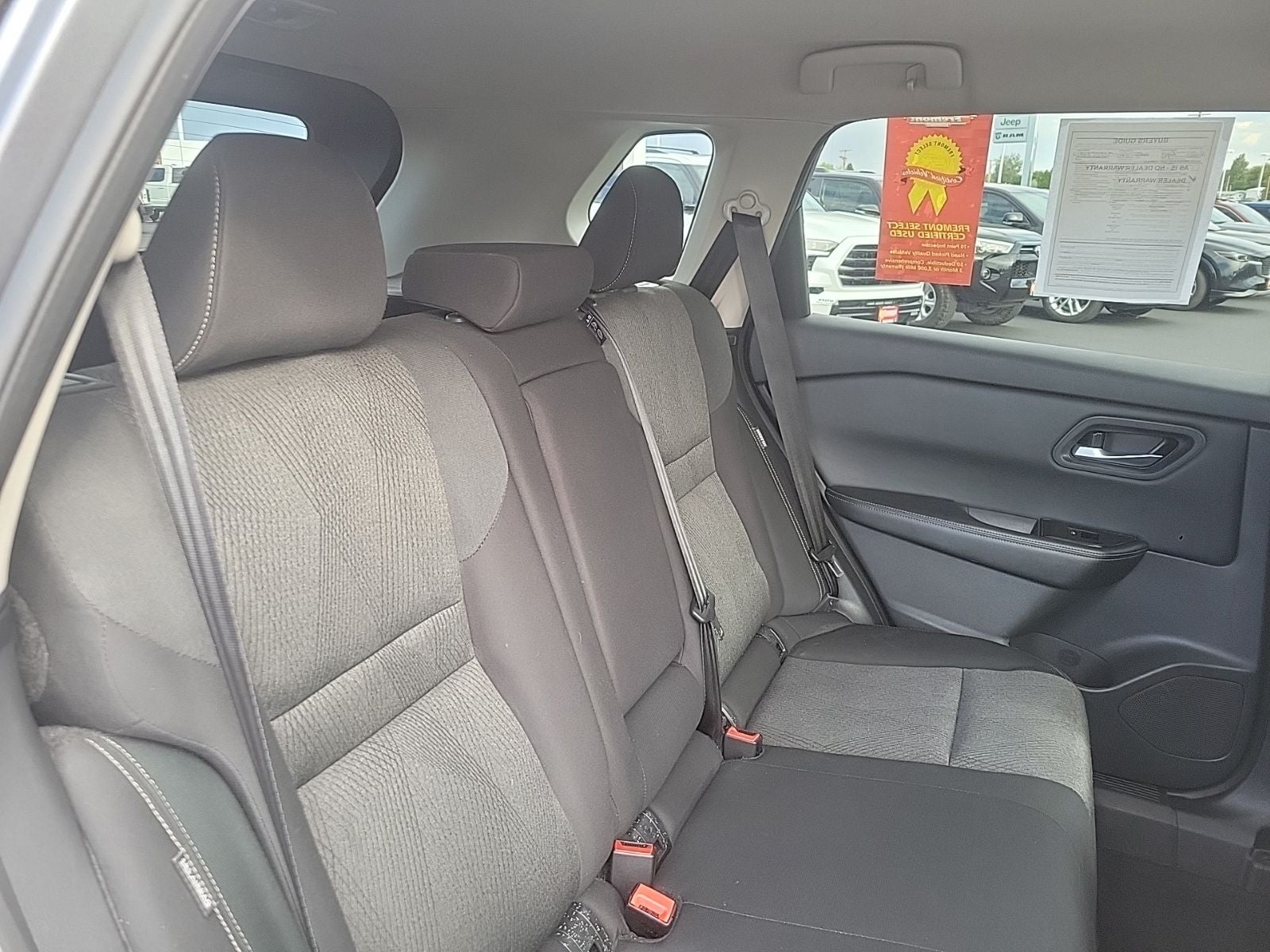 2025 Nissan Rogue SV